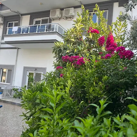 Aparthotel Begonvil Garden *