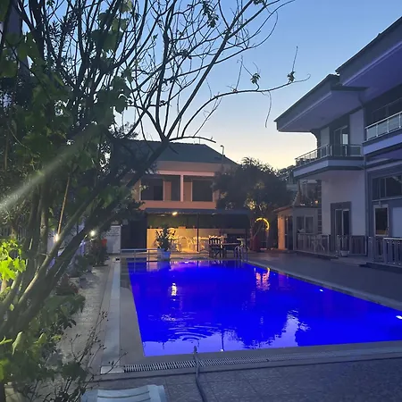 Begonvil Garden Apartmanhotel *