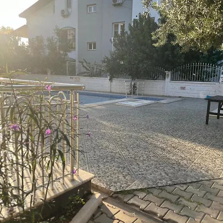 Begonvil Garden Apartmanhotel *