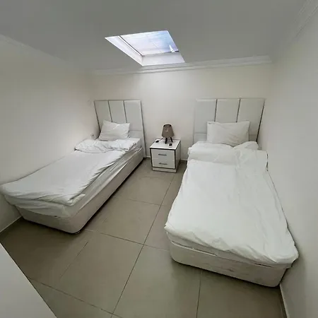 Aparthotel Begonvil Garden *